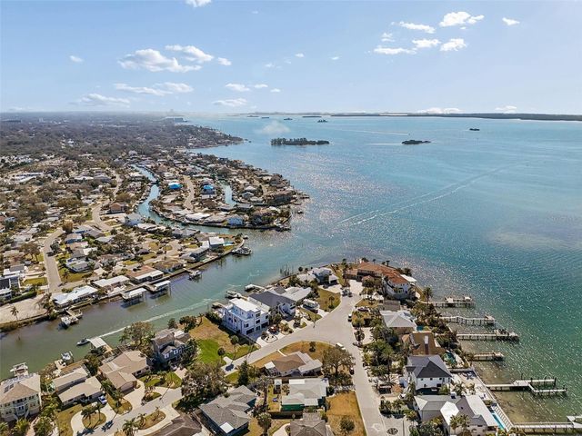 2427 BAYWOOD DRIVE W, Dunedin, FL 34698