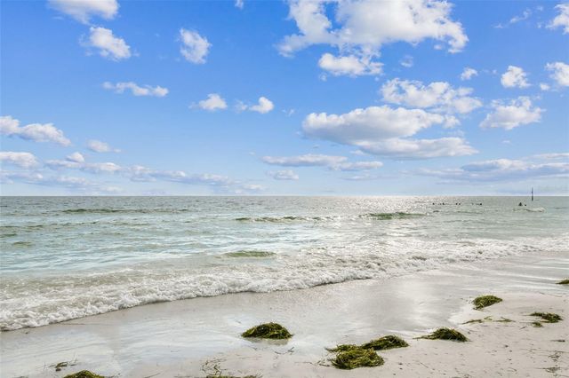 2427 BAYWOOD DRIVE W, Dunedin, FL 34698