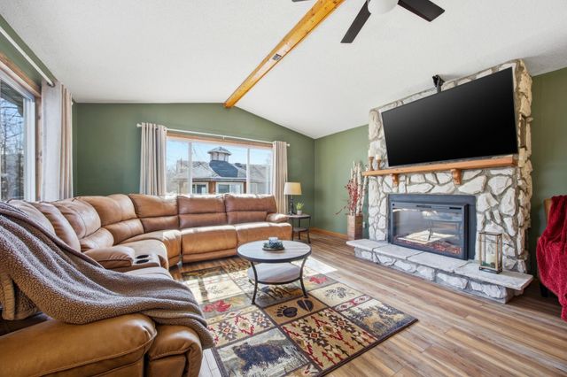 1718 6th Avenue S, Fargo, ND 58103