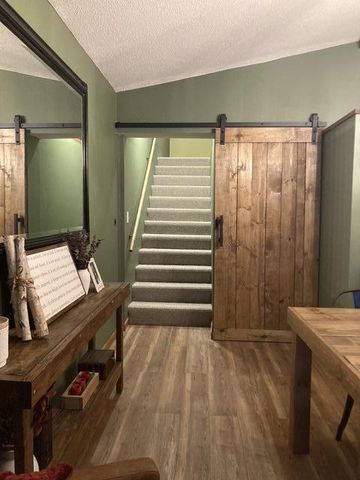 1718 6th Avenue S, Fargo, ND 58103