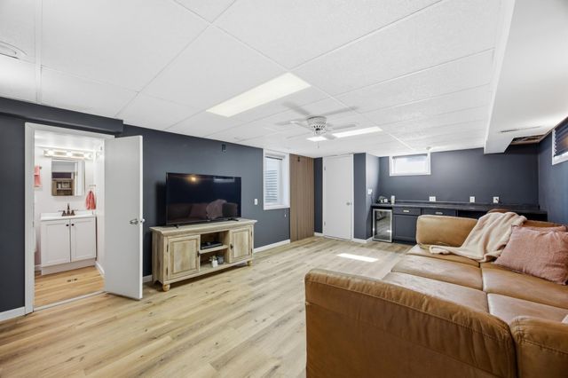 1718 6th Avenue S, Fargo, ND 58103