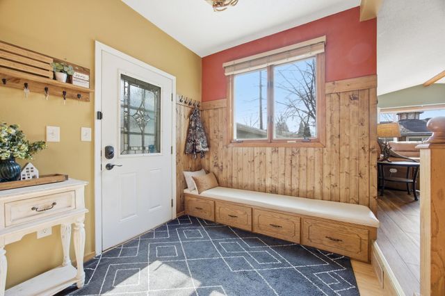 1718 6th Avenue S, Fargo, ND 58103