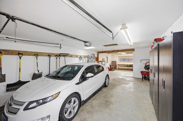 1718 6th Avenue S, Fargo, ND 58103