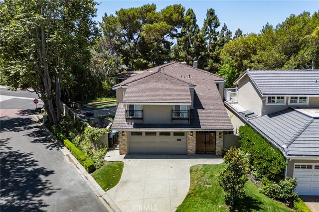 1 Rue Biarritz, Newport Beach, CA 92660