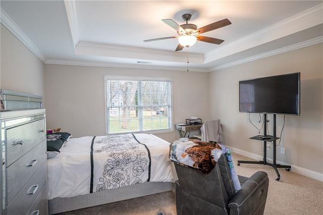 72 South Main Street, Maysville, GA 30558