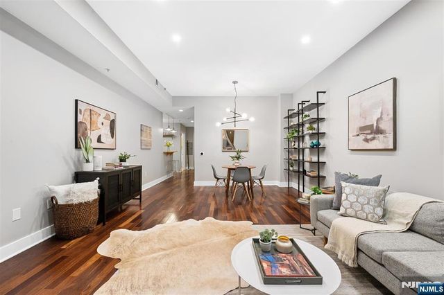 159 2nd Street 403, Jersey City, NJ 07302