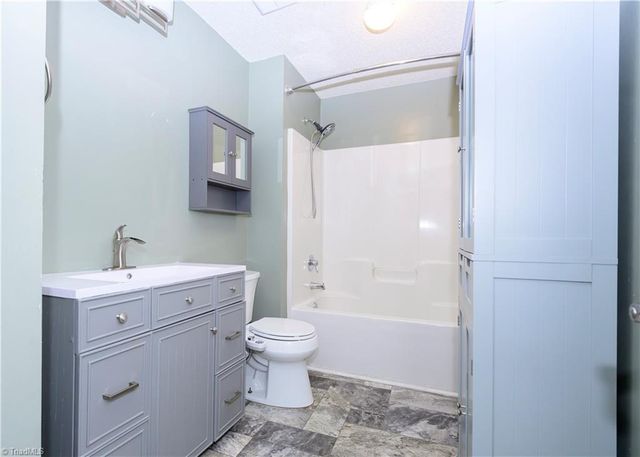 2624 Guyer Street 2B, High Point, NC 27265