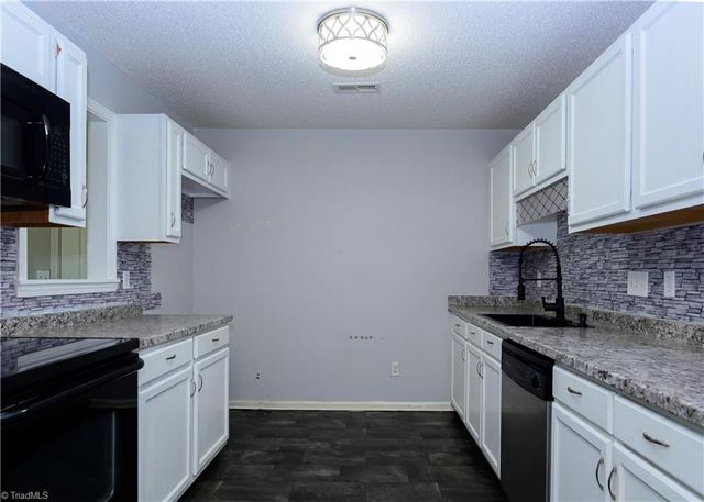 2624 Guyer Street 2B, High Point, NC 27265