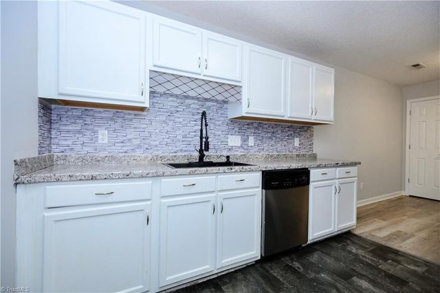 2624 Guyer Street 2B, High Point, NC 27265