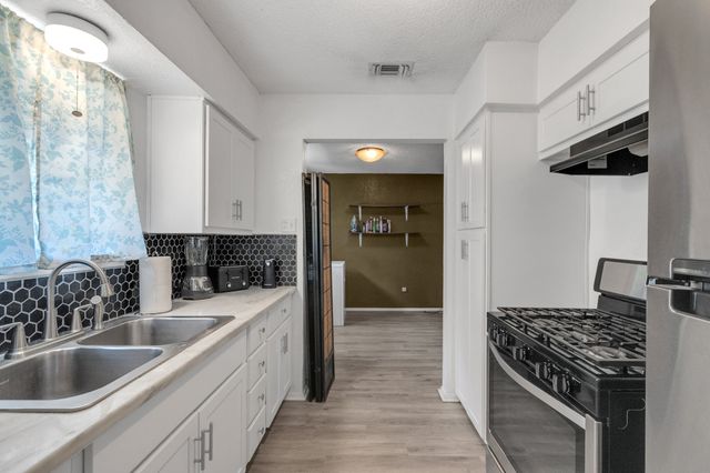 6315 Harmony Lane, Dallas, TX 75241