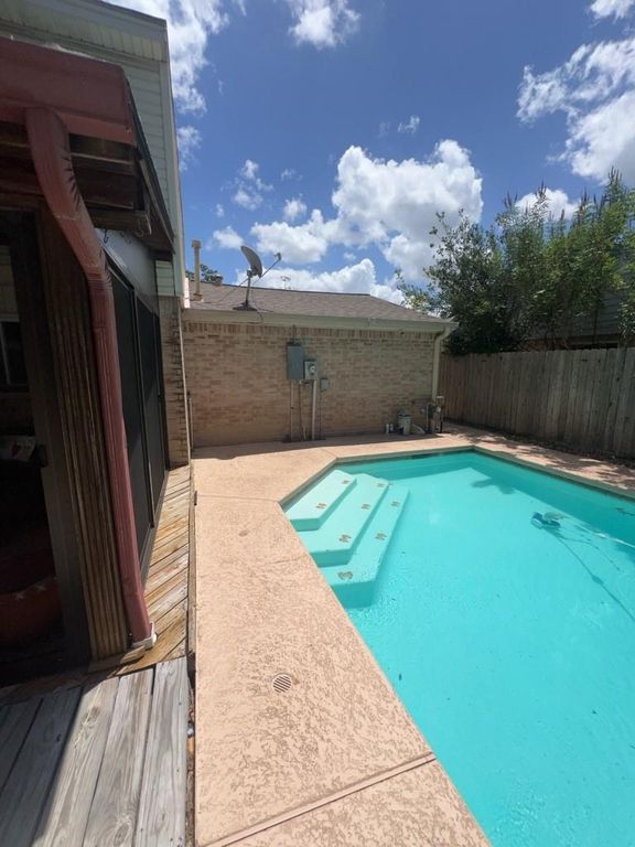 18507 Sweetmeadow Drive, Spring, TX 77379
