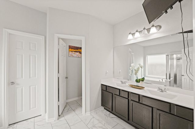 11107 Larkspur Dale Court, Houston, TX 77044