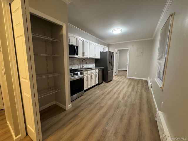 621 2nd Street 1, Mamaroneck, NY 10543