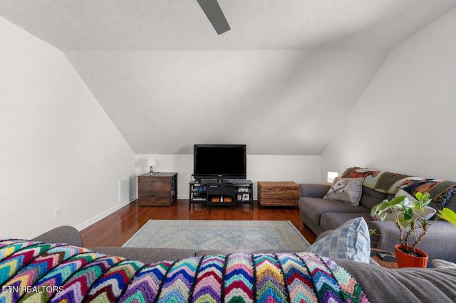 5726 Lagerfield Lane, Knoxville, TN 37918