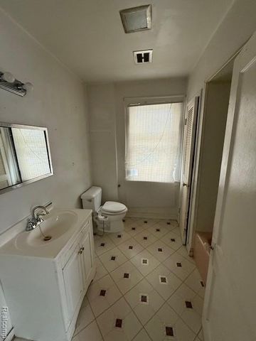 11635 Minock Street, Detroit, MI 48228