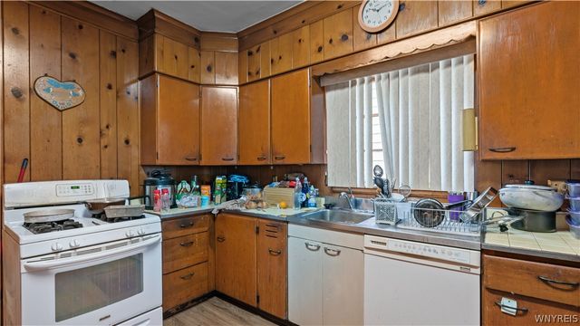45 Highgate Avenue, Buffalo, NY 14214