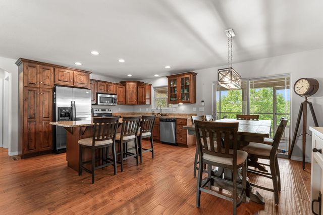 451 Uniqueville Lane, Lampe, MO 65681