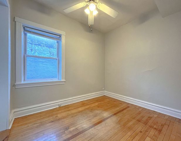 2442 N Ashland Avenue 3, Chicago, IL 60614