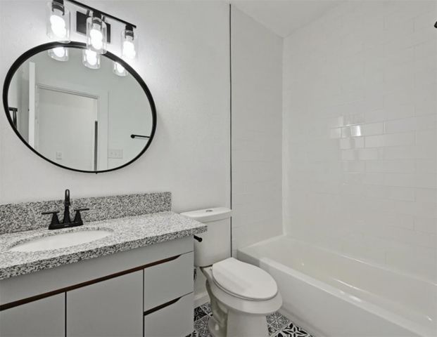 9508 Kempler DR B, Austin, TX 78748