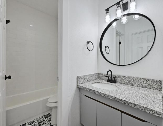 9508 Kempler DR B, Austin, TX 78748