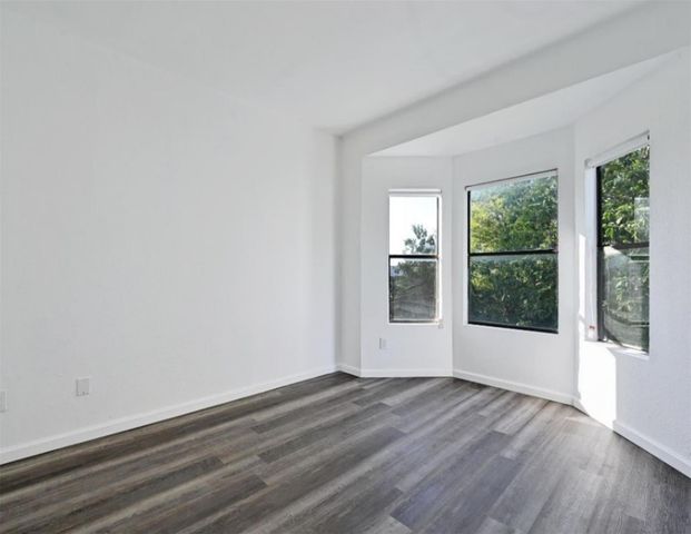 9508 Kempler DR B, Austin, TX 78748