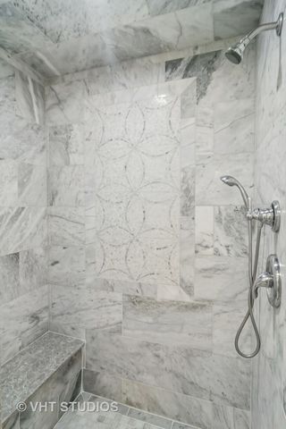 1019 Rockland Road, Lake Bluff, IL 60044