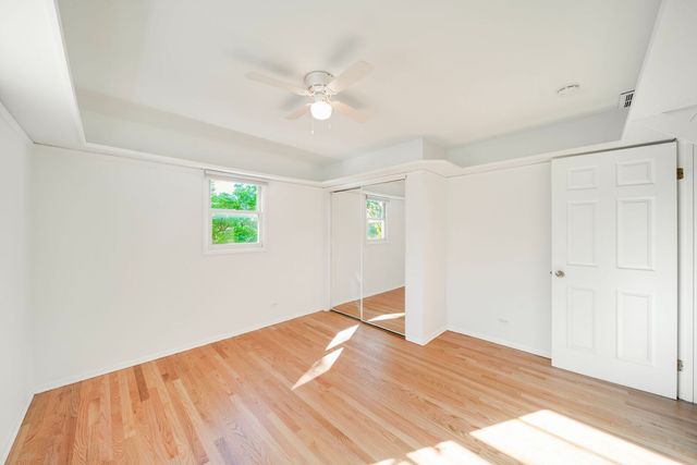 1019 Rockland Road, Lake Bluff, IL 60044