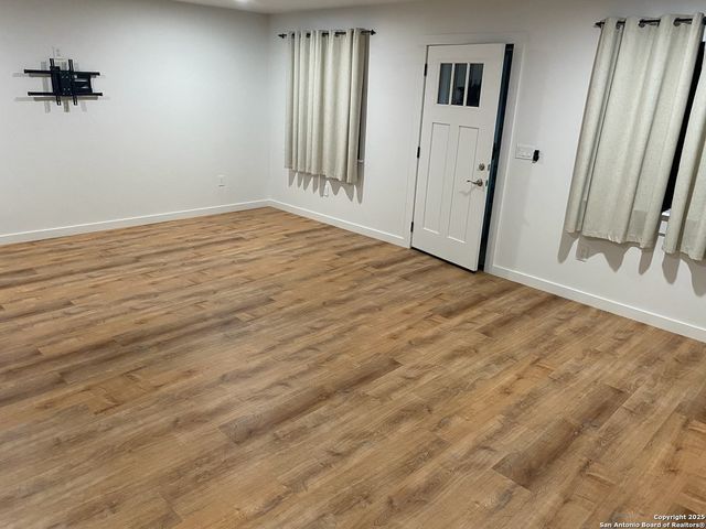 103 Amber, Comfort, TX 78013