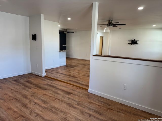 103 Amber, Comfort, TX 78013