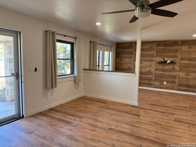 103 Amber, Comfort, TX 78013