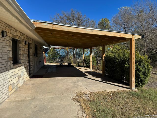 103 Amber, Comfort, TX 78013