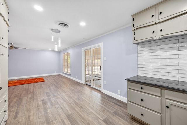 4409 Wedgmont Circle S, Fort Worth, TX 76133
