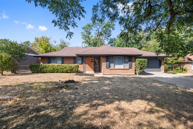 4409 Wedgmont Circle S, Fort Worth, TX 76133