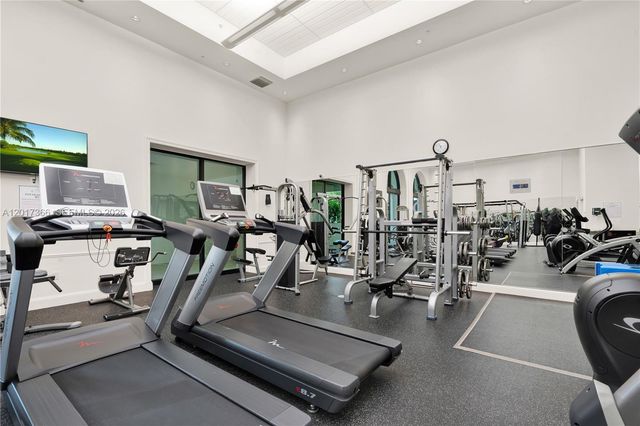 1300 Ponce De Leon Blvd 703, Coral Gables, FL 33134