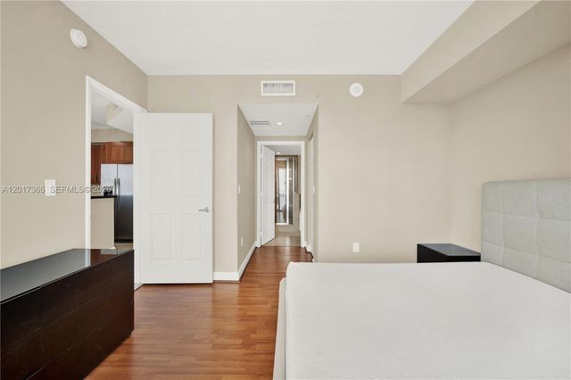 1300 Ponce De Leon Blvd 703, Coral Gables, FL 33134