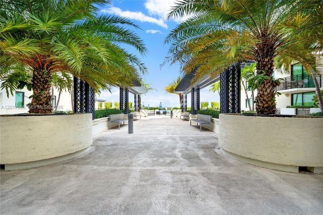 1300 Ponce De Leon Blvd 703, Coral Gables, FL 33134