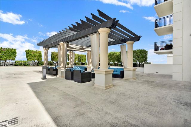 1300 Ponce De Leon Blvd 703, Coral Gables, FL 33134