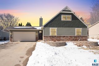 3009 S Greenwood Ave Avenue, Sioux Falls, SD 57106