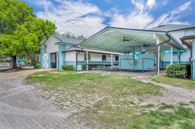 3287 N COUNTY ROAD 426, Geneva, FL 32732