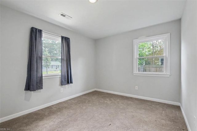 207 Robinson DR, Newport News, VA 23601