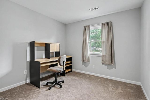 207 Robinson DR, Newport News, VA 23601