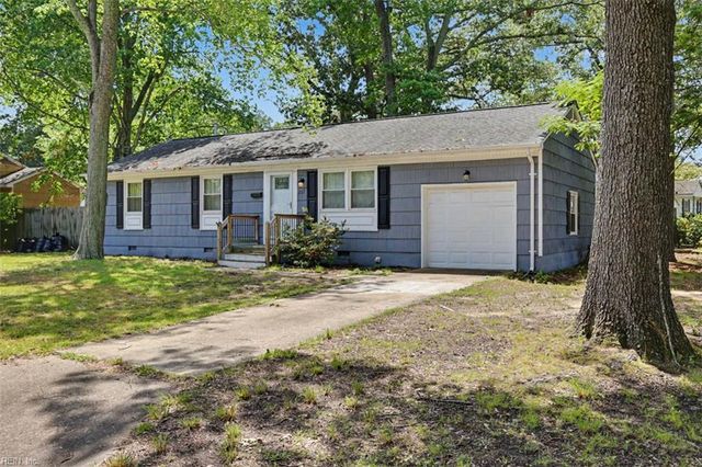 207 Robinson DR, Newport News, VA 23601