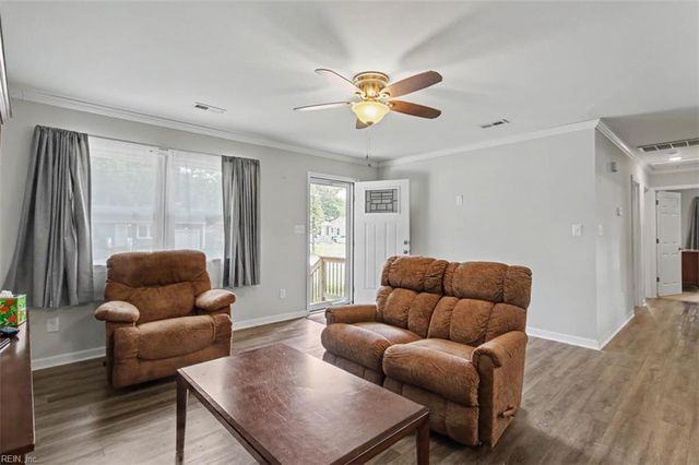 207 Robinson DR, Newport News, VA 23601