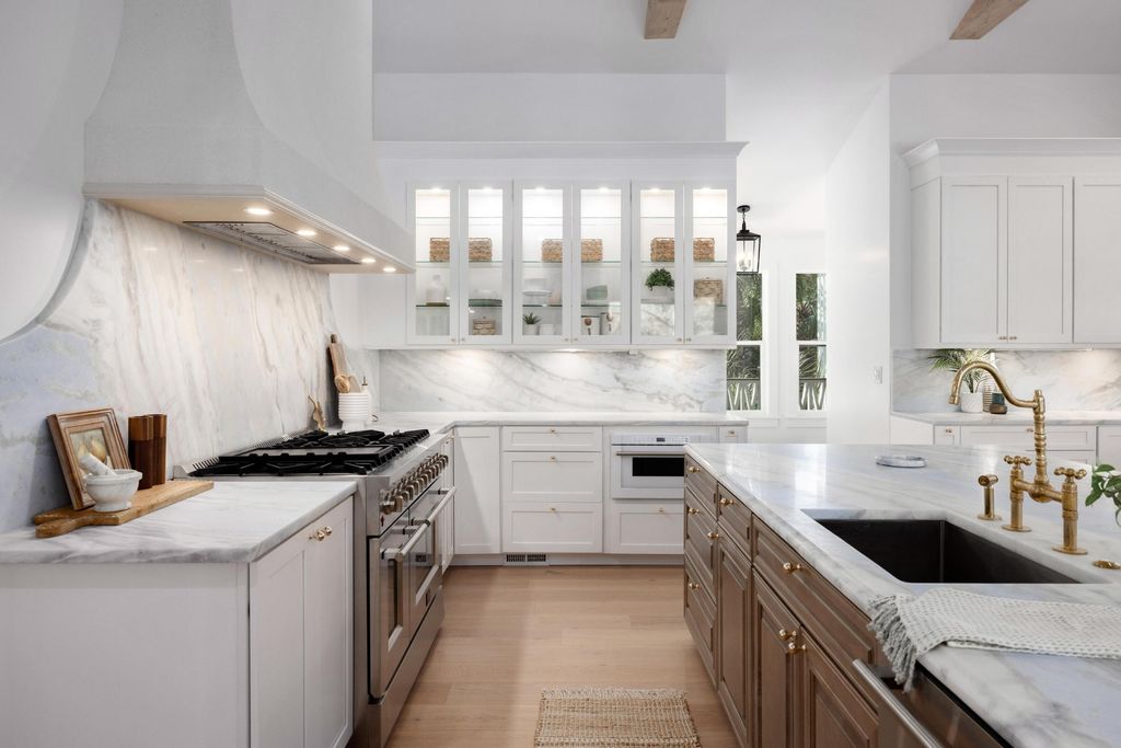 Image 28 of property listing at 257 Forest Trail, Isle Of Palms, SC 29451