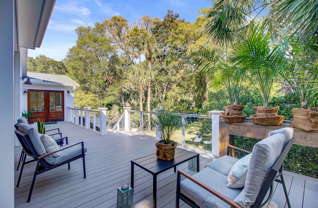 Image 39 of property listing at 257 Forest Trail, Isle Of Palms, SC 29451