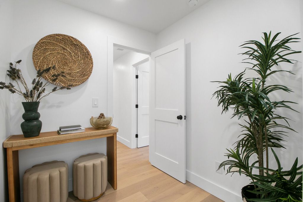 Image 52 of property listing at 257 Forest Trail, Isle Of Palms, SC 29451