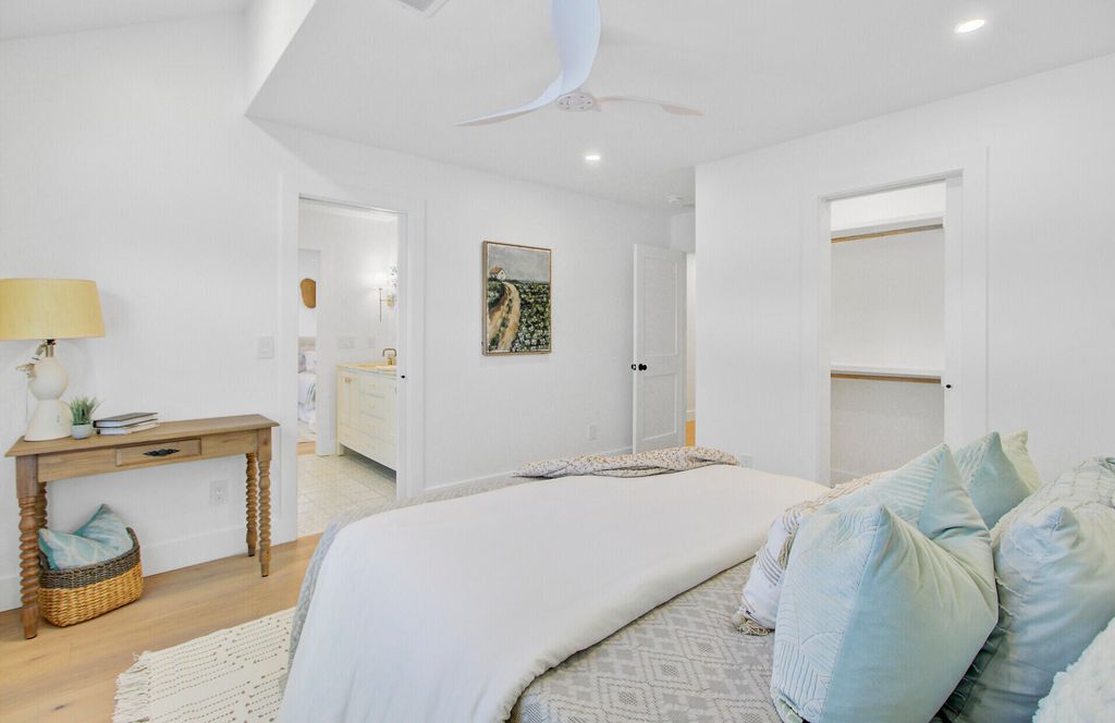 Image 68 of property listing at 257 Forest Trail, Isle Of Palms, SC 29451