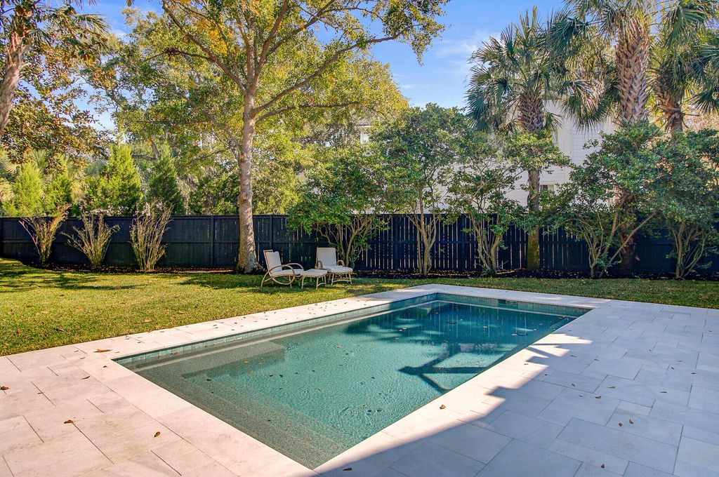 Image 83 of property listing at 257 Forest Trail, Isle Of Palms, SC 29451