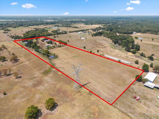 84 Reynolds Lane, Mount Vernon, TX 75457