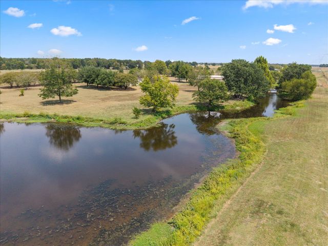 84 Reynolds Lane, Mount Vernon, TX 75457